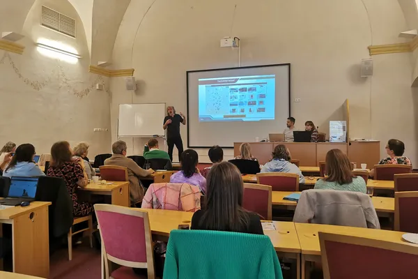 Projekt Data4Food2030 v Klatovech na společném worskhopu s projektem THEROS